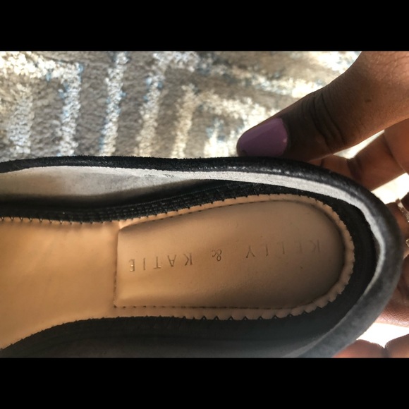 Shoes - Picture 7 of 10